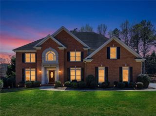 1404 Hattiesburg Court, Grayson, GA 30017