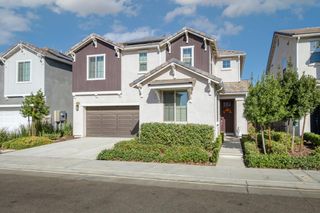 2886 N Sophie Drive, Fresno, CA 93727