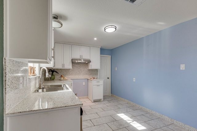 1530 Caravan Trail, Dallas, TX 75241