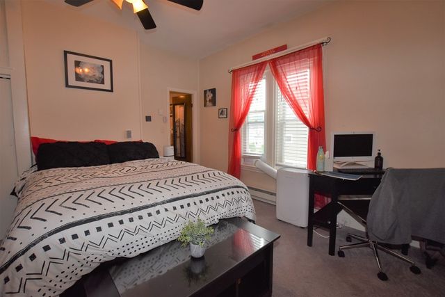 32 Floyd St 2, Waltham, MA 02453