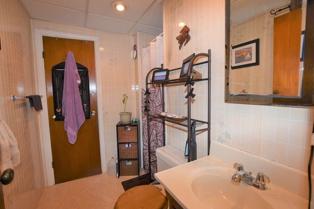 32 Floyd St 2, Waltham, MA 02453