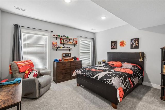 2211 Foxtail Drive, Kearney, MO 64060