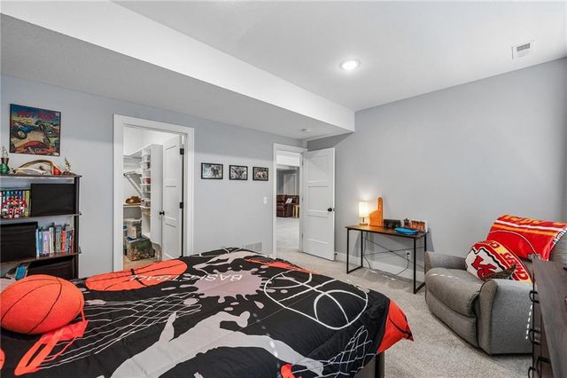 2211 Foxtail Drive, Kearney, MO 64060