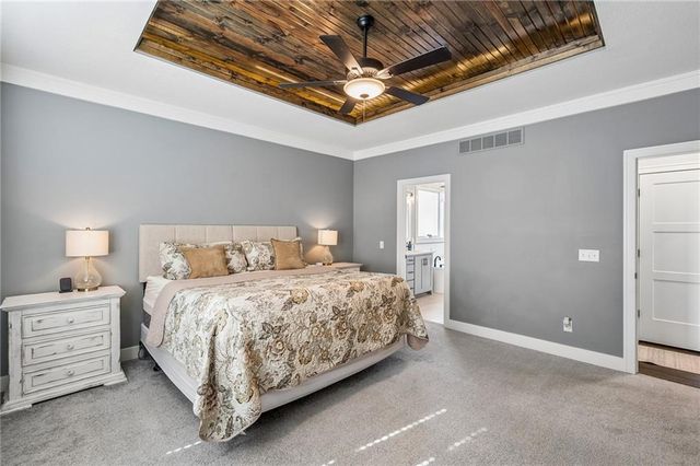 2211 Foxtail Drive, Kearney, MO 64060