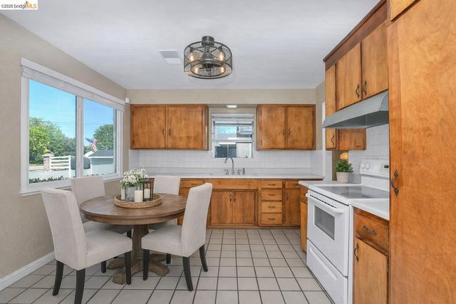 420 Lone Oak Ct, Brentwood, CA 94513