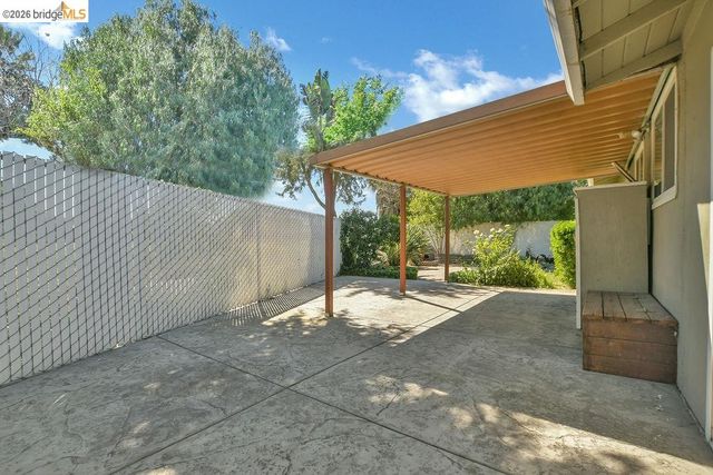 420 Lone Oak Ct, Brentwood, CA 94513