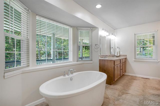 4051 Oakbrook Road, De Soto, MO 63020