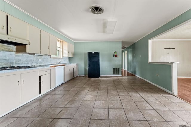 314 Vatican Dr, Donaldsonville, LA 70346