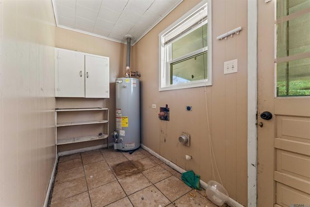 314 Vatican Dr, Donaldsonville, LA 70346