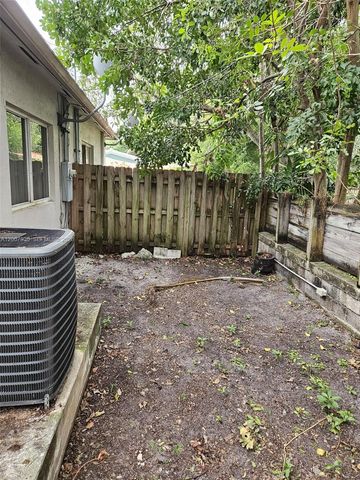 1519 NE 3rd Ave 0, Fort Lauderdale, FL 33304