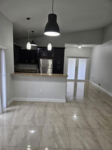 1519 NE 3rd Ave 0, Fort Lauderdale, FL 33304