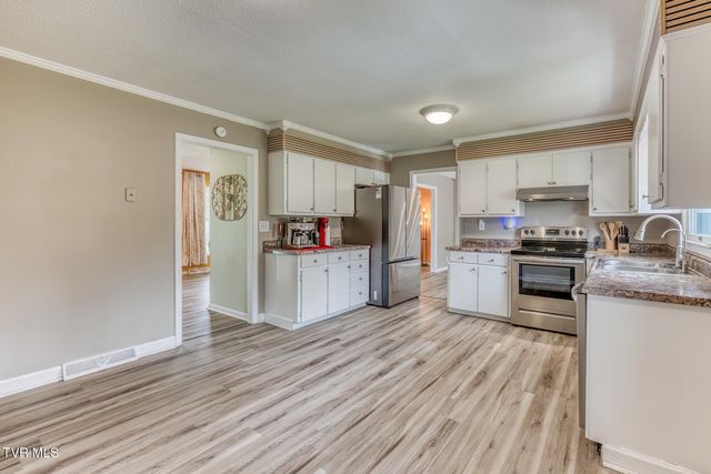 148 Unaka Subdivision Road, Elizabethton, TN 37643