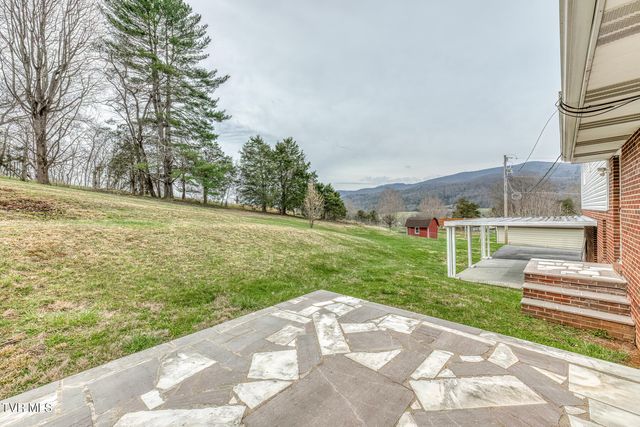 148 Unaka Subdivision Road, Elizabethton, TN 37643