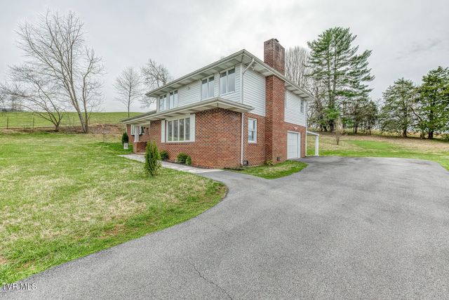 148 Unaka Subdivision Road, Elizabethton, TN 37643