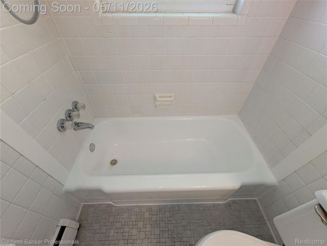 26945 Milford 8, Lyon Charter Township, MI 48178