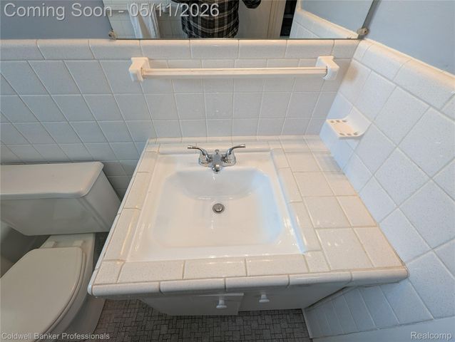 26945 Milford 8, Lyon Charter Township, MI 48178