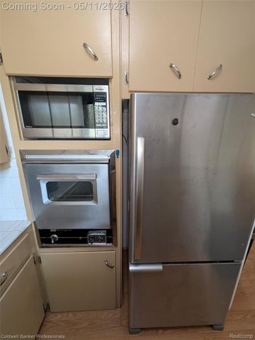 26945 Milford 8, Lyon Charter Township, MI 48178