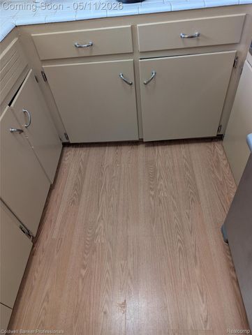 26945 Milford 8, Lyon Charter Township, MI 48178