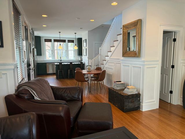 71 Bogard Street, Charleston, SC 29403