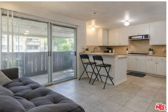 7000 S La Cienega Boulevard 28, Inglewood, CA 90302