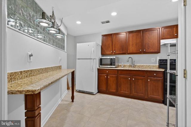 4425 LINTHICUM RD, Dayton, MD 21036