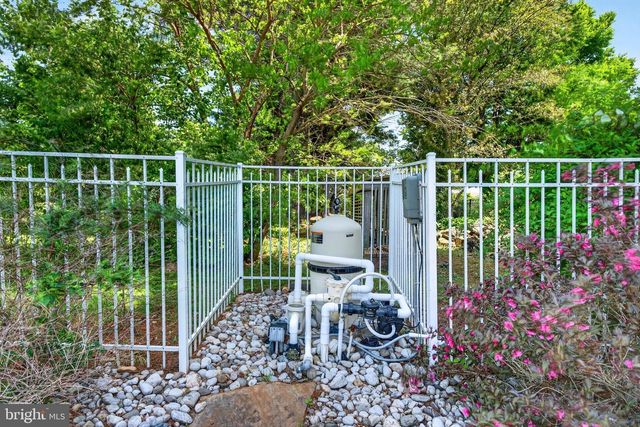 4425 LINTHICUM RD, Dayton, MD 21036