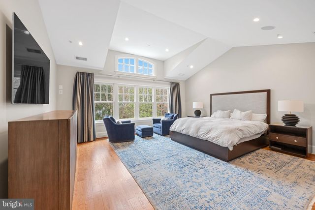 4822 DRUMMOND AVE, Chevy Chase, MD 20815