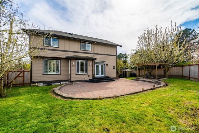 2598 Lakeridge Drive, Ferndale, WA 98248