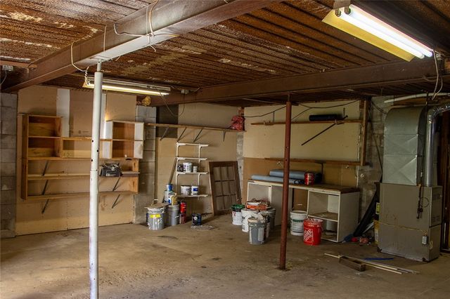 1378 Robbins Station Rd, North Huntingdon, PA 15642