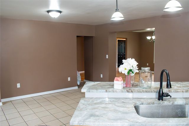 1378 Robbins Station Rd, North Huntingdon, PA 15642