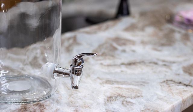 1378 Robbins Station Rd, North Huntingdon, PA 15642