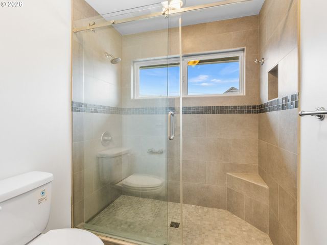 8062 Sw EDGEWATER W, Wilsonville, OR 97070