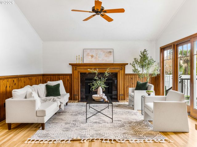 8062 Sw EDGEWATER W, Wilsonville, OR 97070