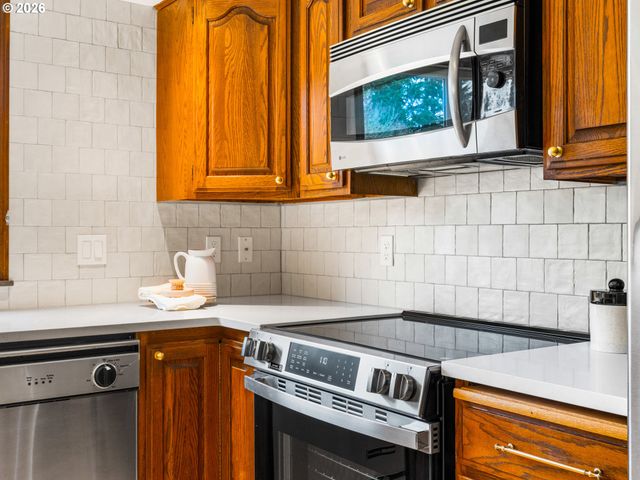 8062 Sw EDGEWATER W, Wilsonville, OR 97070