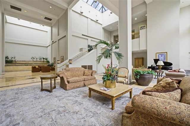 1280 W Peachtree NW Street 3713, Atlanta, GA 30309