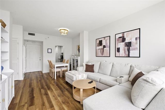 1280 W Peachtree NW Street 3713, Atlanta, GA 30309