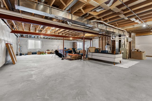 775 W Fairway Drive, Addison, IL 60101