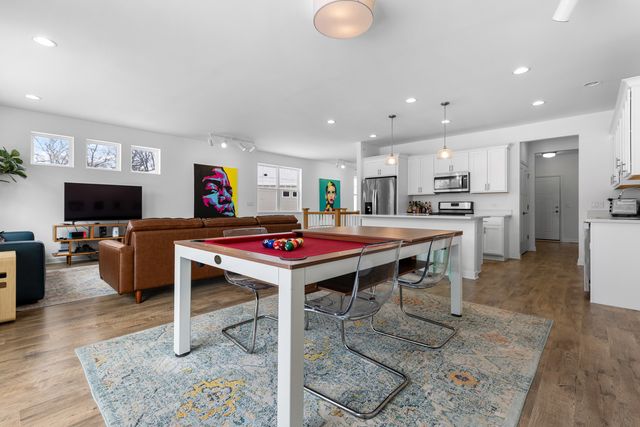 775 W Fairway Drive, Addison, IL 60101