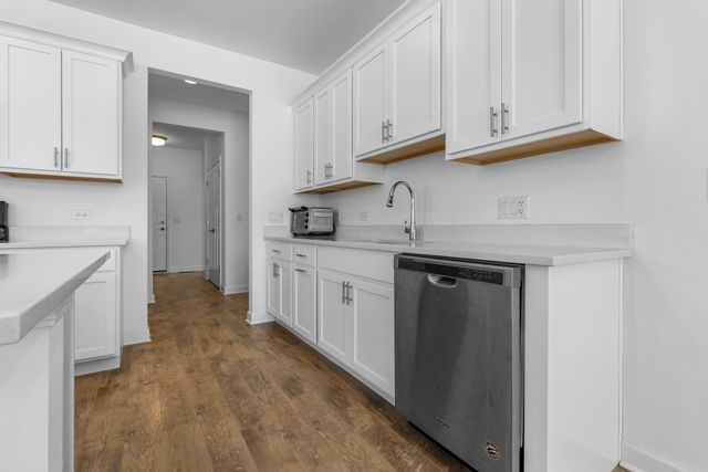 775 W Fairway Drive, Addison, IL 60101