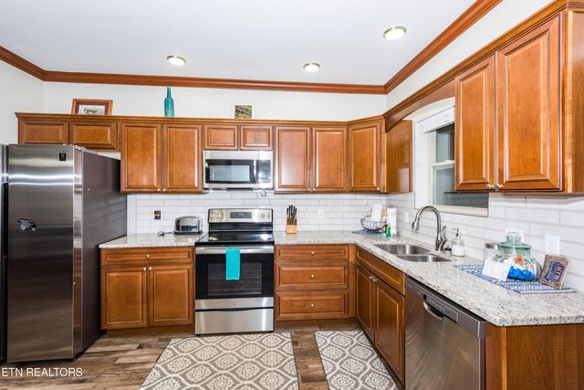 229 Bishops Cap Circle 106, Townsend, TN 37882