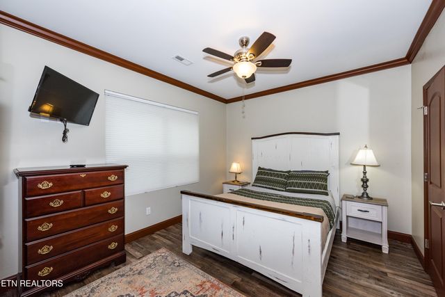 229 Bishops Cap Circle 106, Townsend, TN 37882