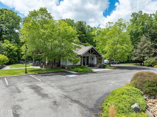 229 Bishops Cap Circle 106, Townsend, TN 37882
