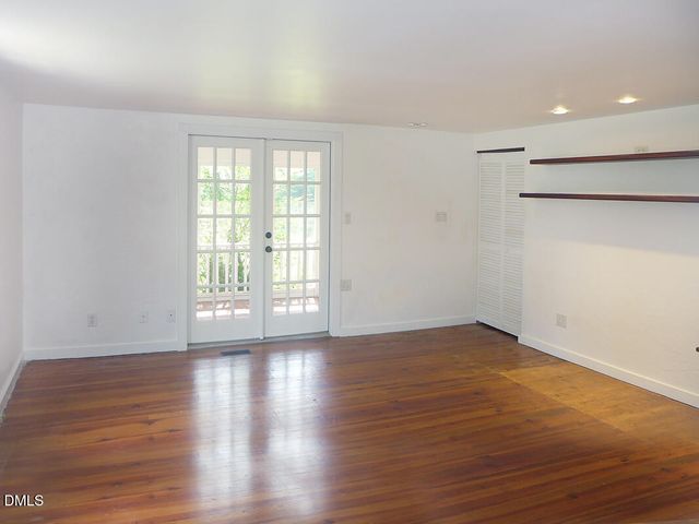 917 Phils Creek Road, Chapel Hill, NC 27516