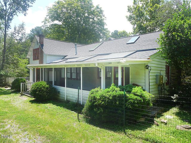 917 Phils Creek Road, Chapel Hill, NC 27516