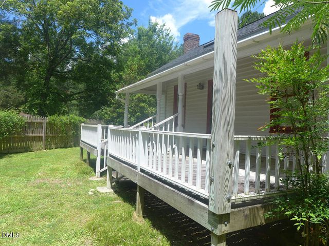 917 Phils Creek Road, Chapel Hill, NC 27516