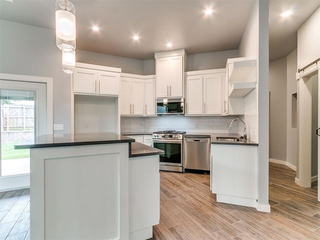 421 Remington Avenue, Jones, OK 73049
