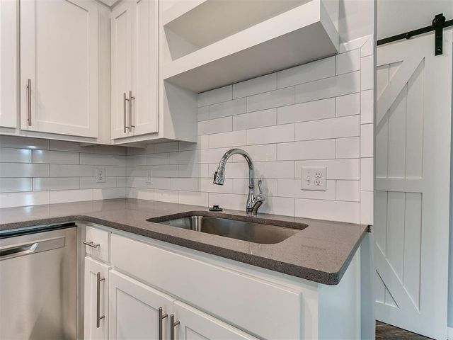 421 Remington Avenue, Jones, OK 73049