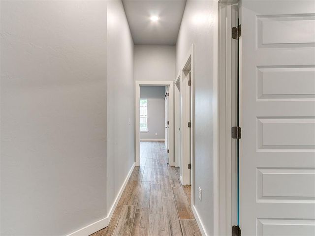 421 Remington Avenue, Jones, OK 73049