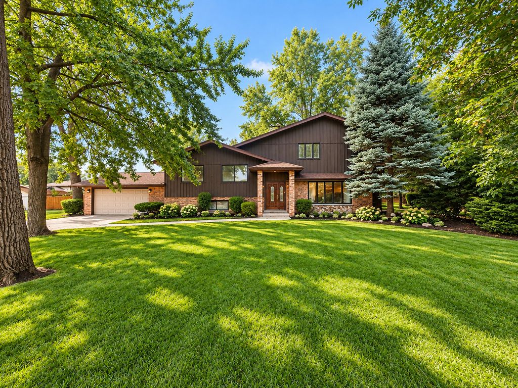 9838 S 81st Avenue, Palos Hills, IL 60465 — exterior