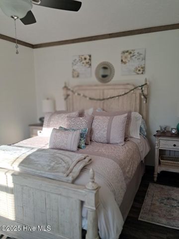 600 Ocean Spray Drive, Cedar Point, NC 28584